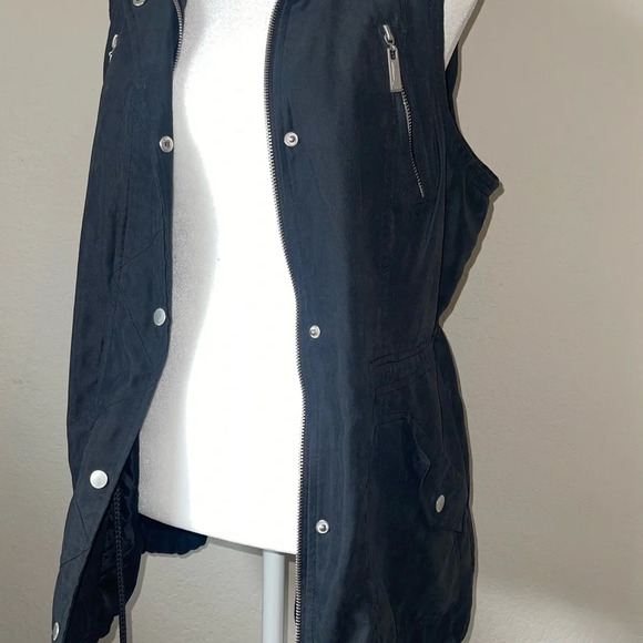 NWOT JOUJOU Solid sleeveless jacket, vest - Picture 2 of 14